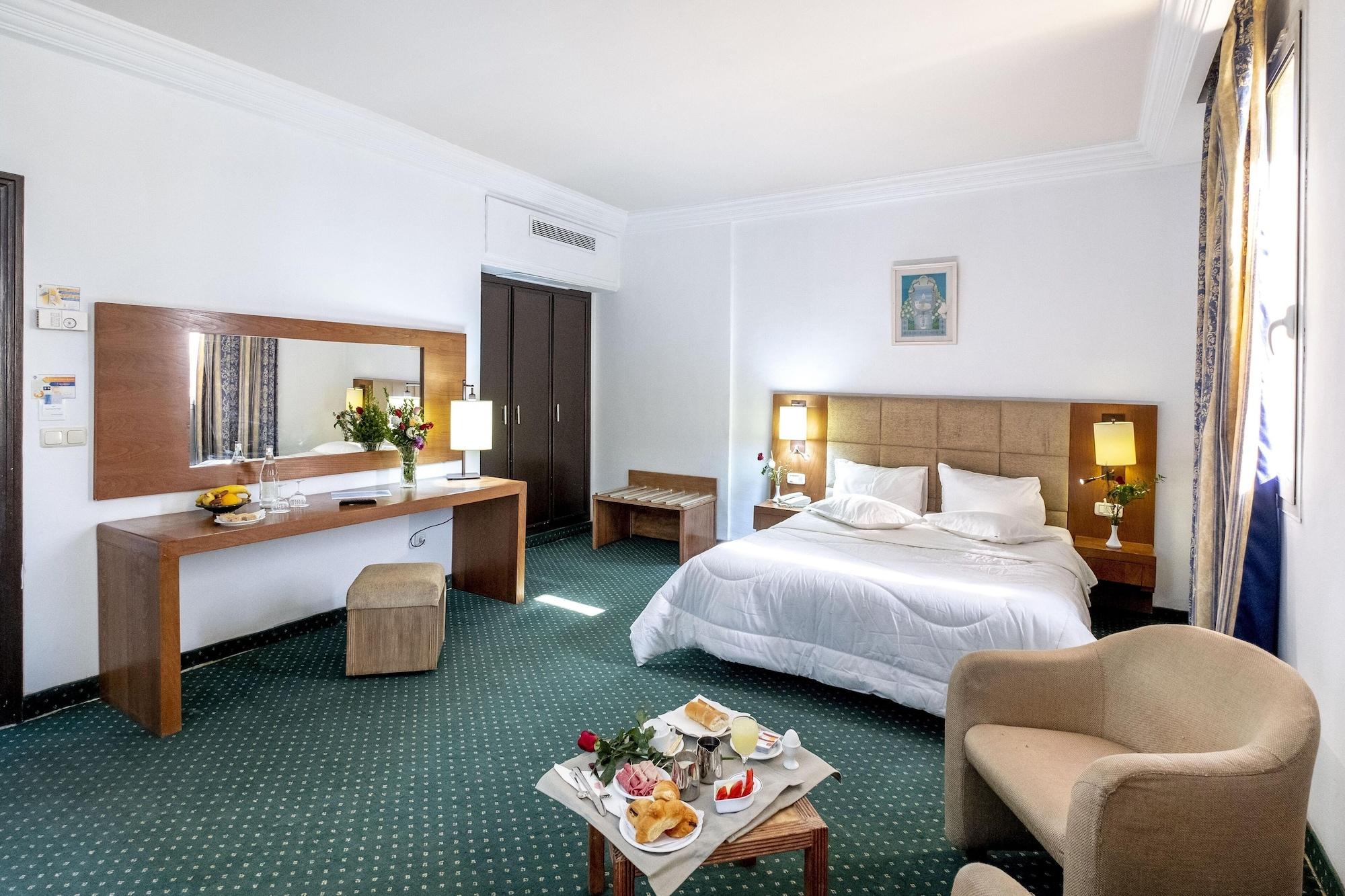 Hotel Ibn Khaldoun Tunis Ngoại thất bức ảnh