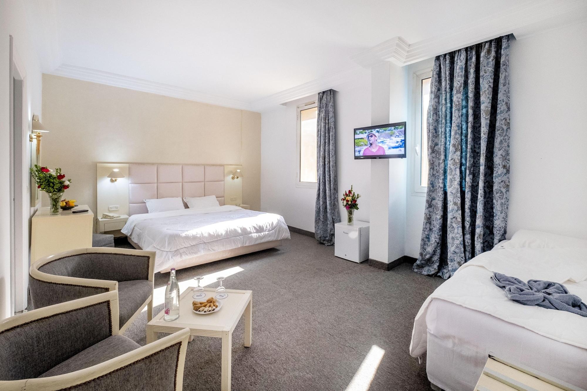 Hotel Ibn Khaldoun Tunis Ngoại thất bức ảnh