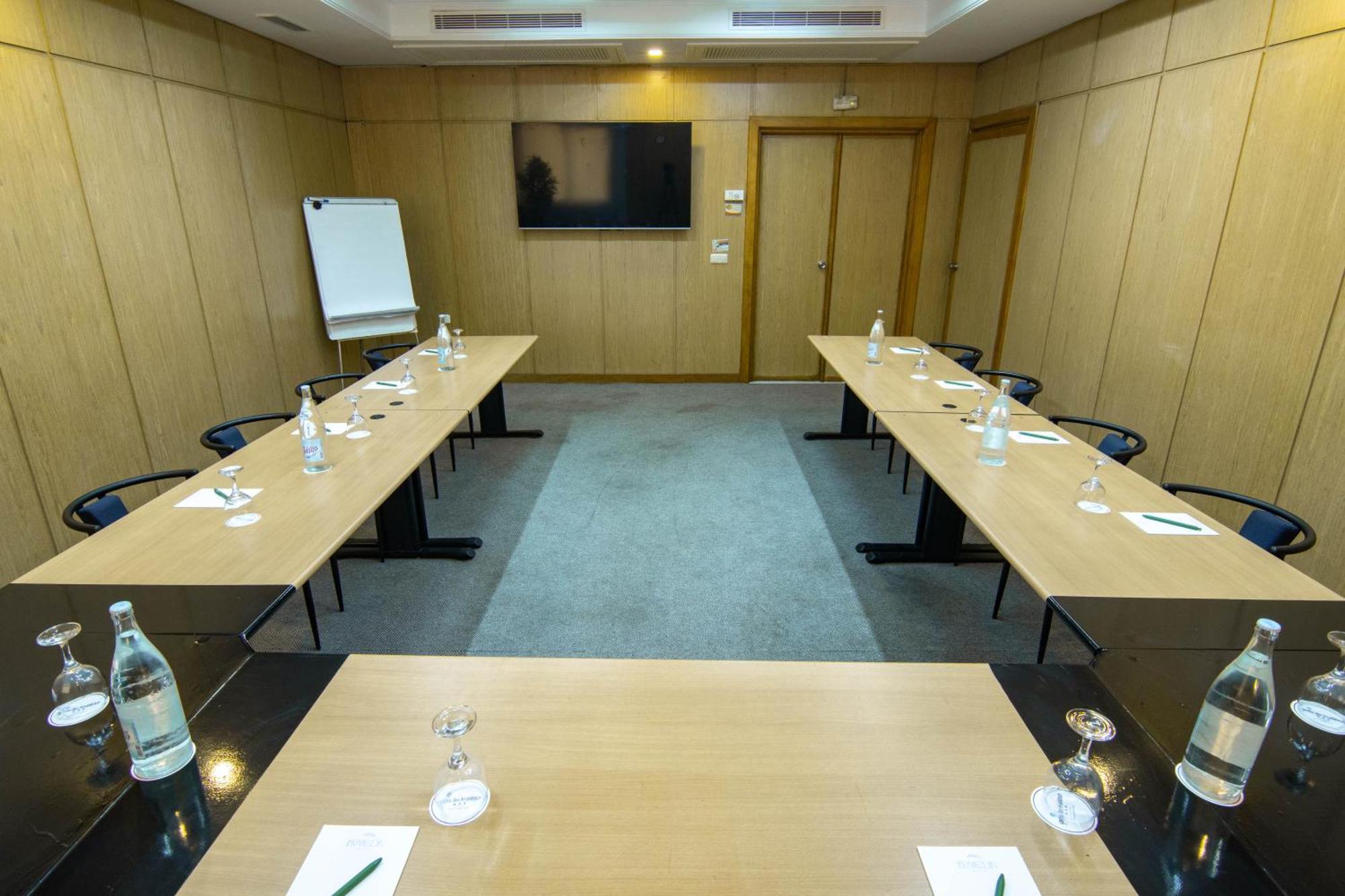 Hotel Ibn Khaldoun Tunis Ngoại thất bức ảnh