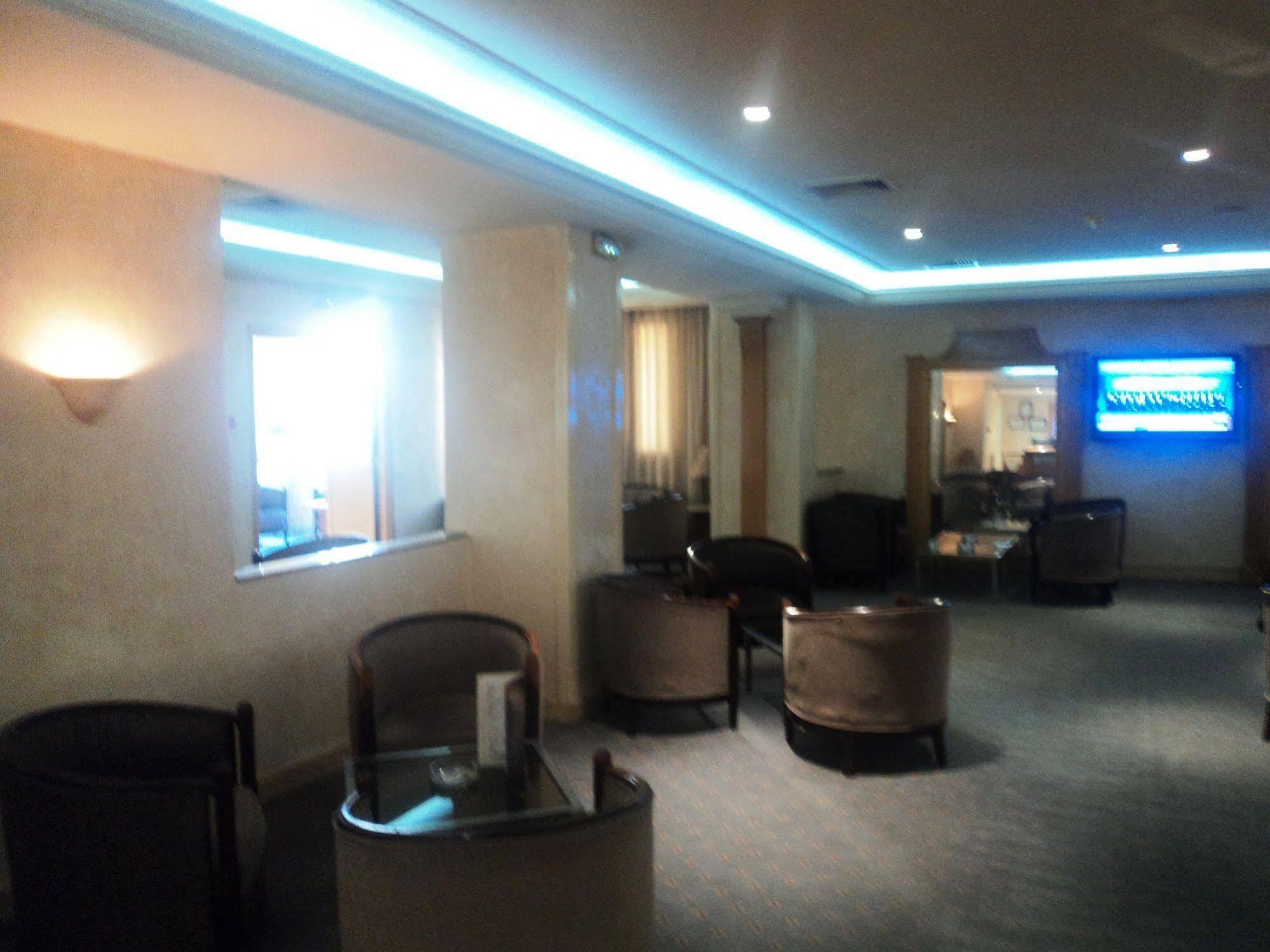 Hotel Ibn Khaldoun Tunis Ngoại thất bức ảnh